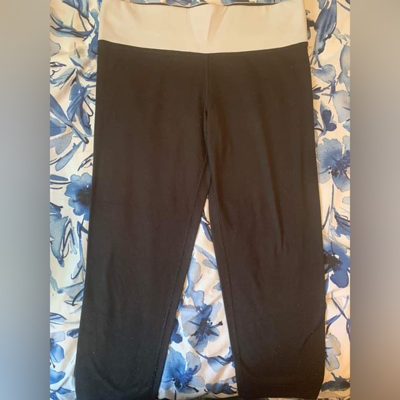 PINK Victoria Secret Yoga Pants - Picture 1 of 3